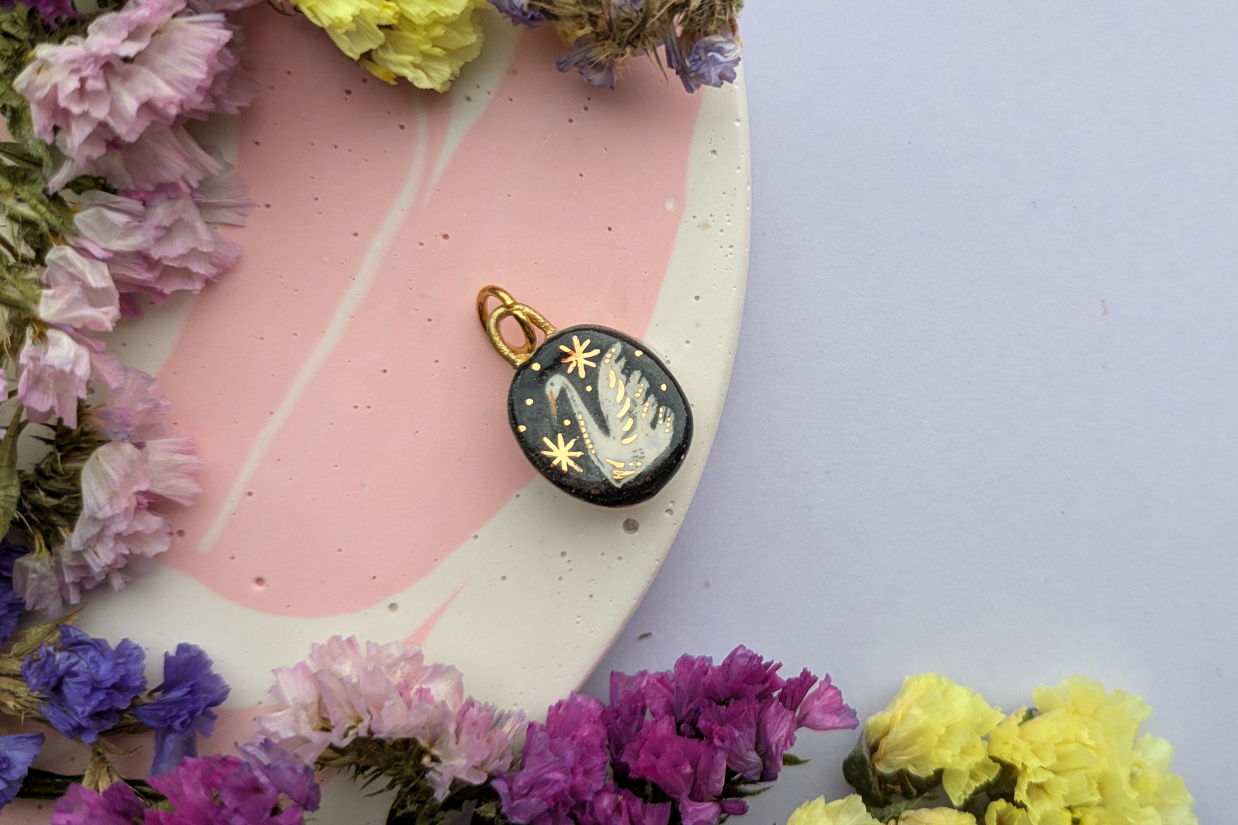 LaylaHolzer_CeramicPendants2026_0 (16)