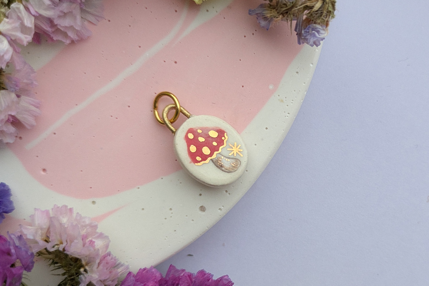 LaylaHolzer_CeramicPendants2026_0 (35)