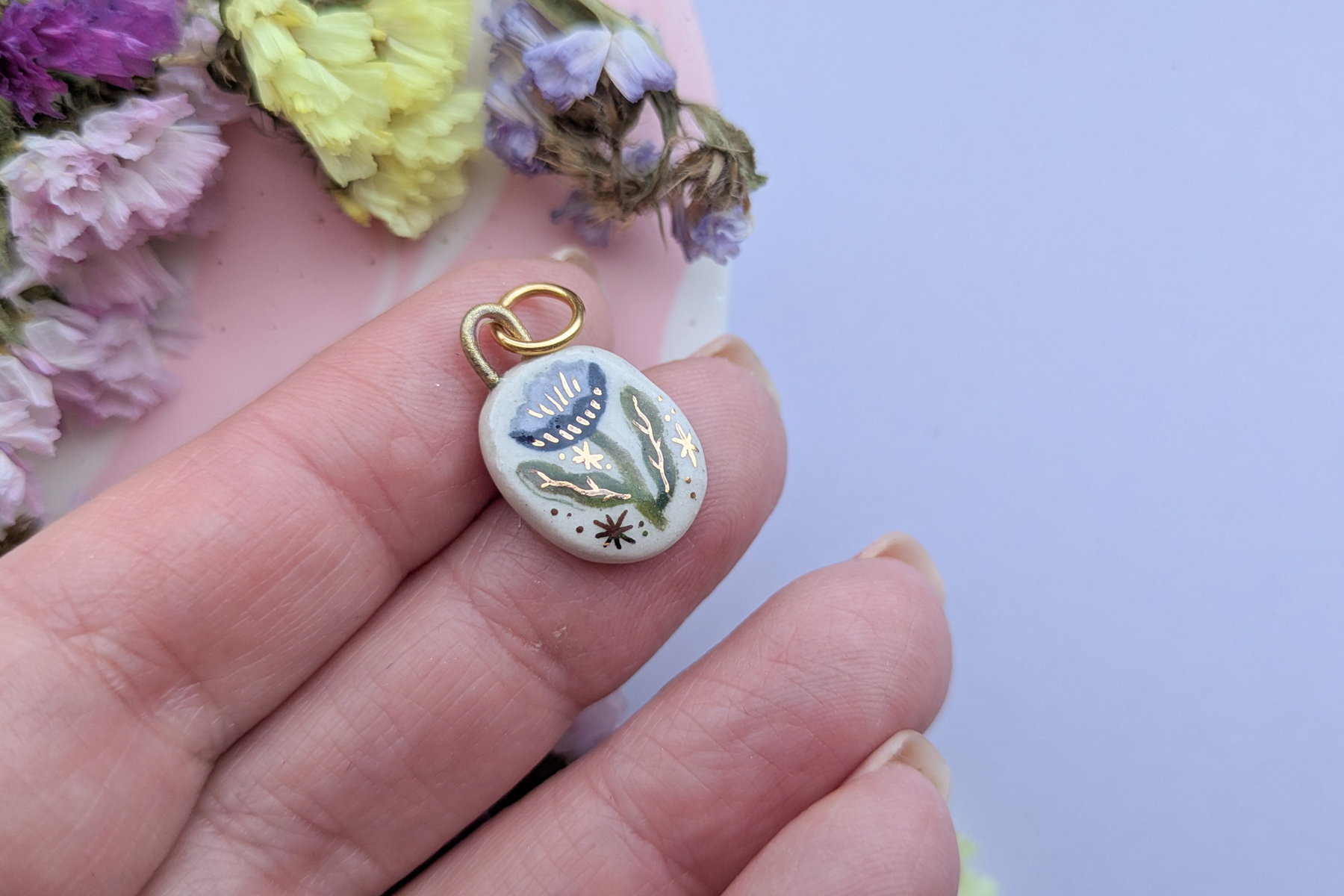 LaylaHolzer_CeramicPendants2026_0 (57)