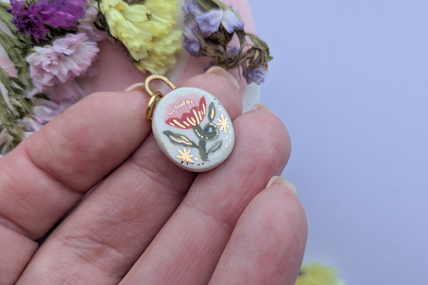 LaylaHolzer_CeramicPendants2026_0 (59)